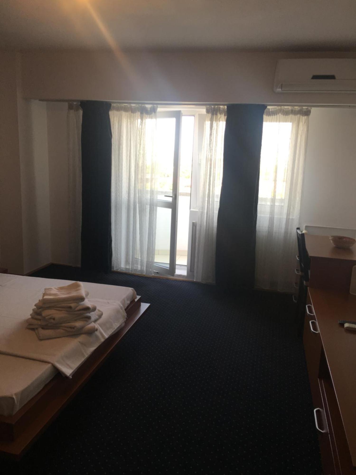 Alba Iulia Square - Apartments And Studios Βουκουρέστι Εξωτερικό φωτογραφία
